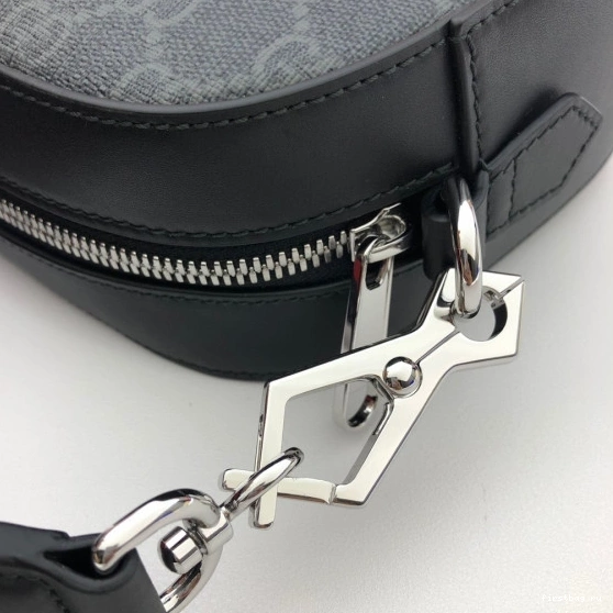 Firstbag ru Black GG bag shoulder GUCCI 0817